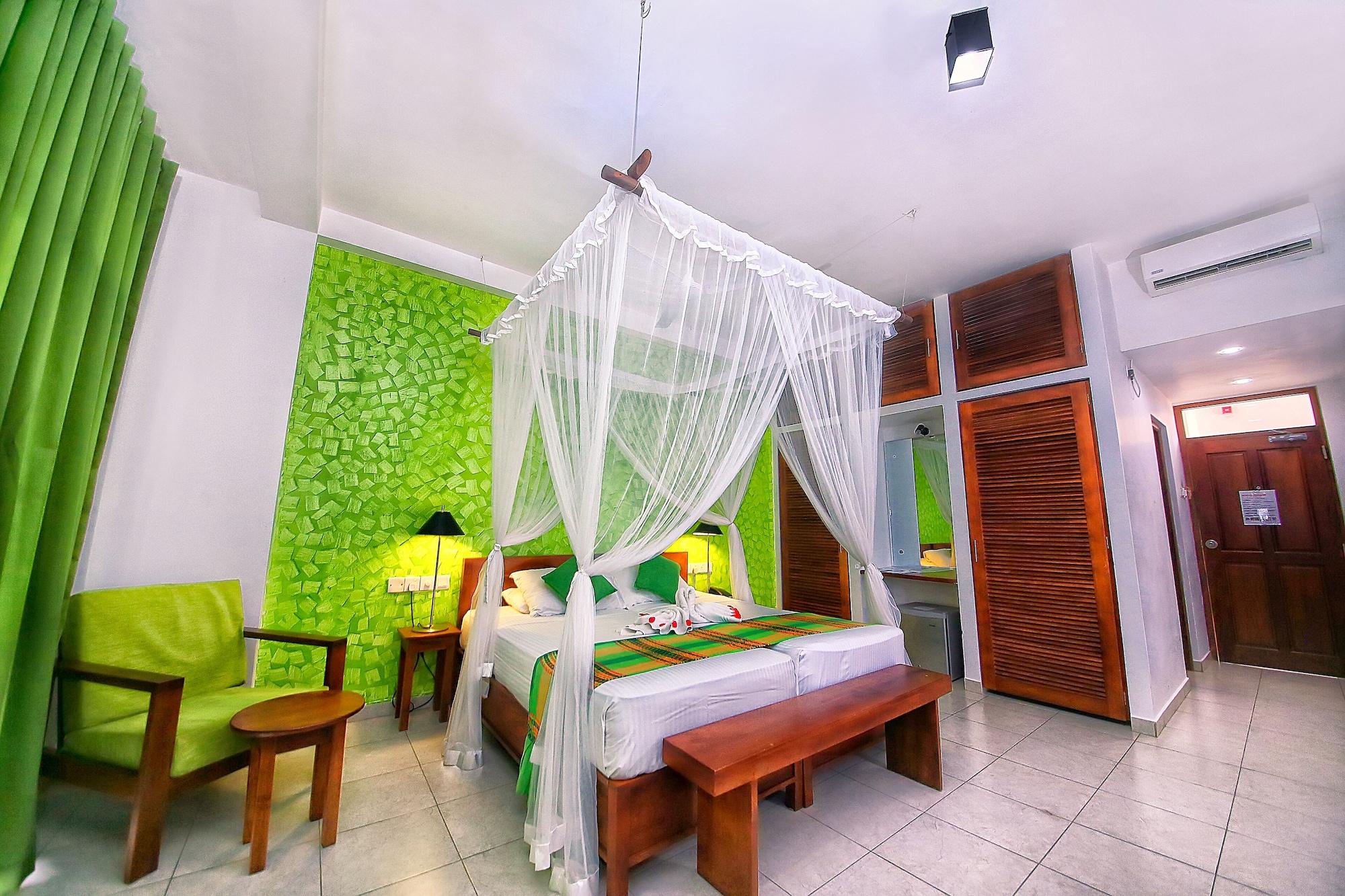 Rockside Beach Resort Bentota Luaran gambar