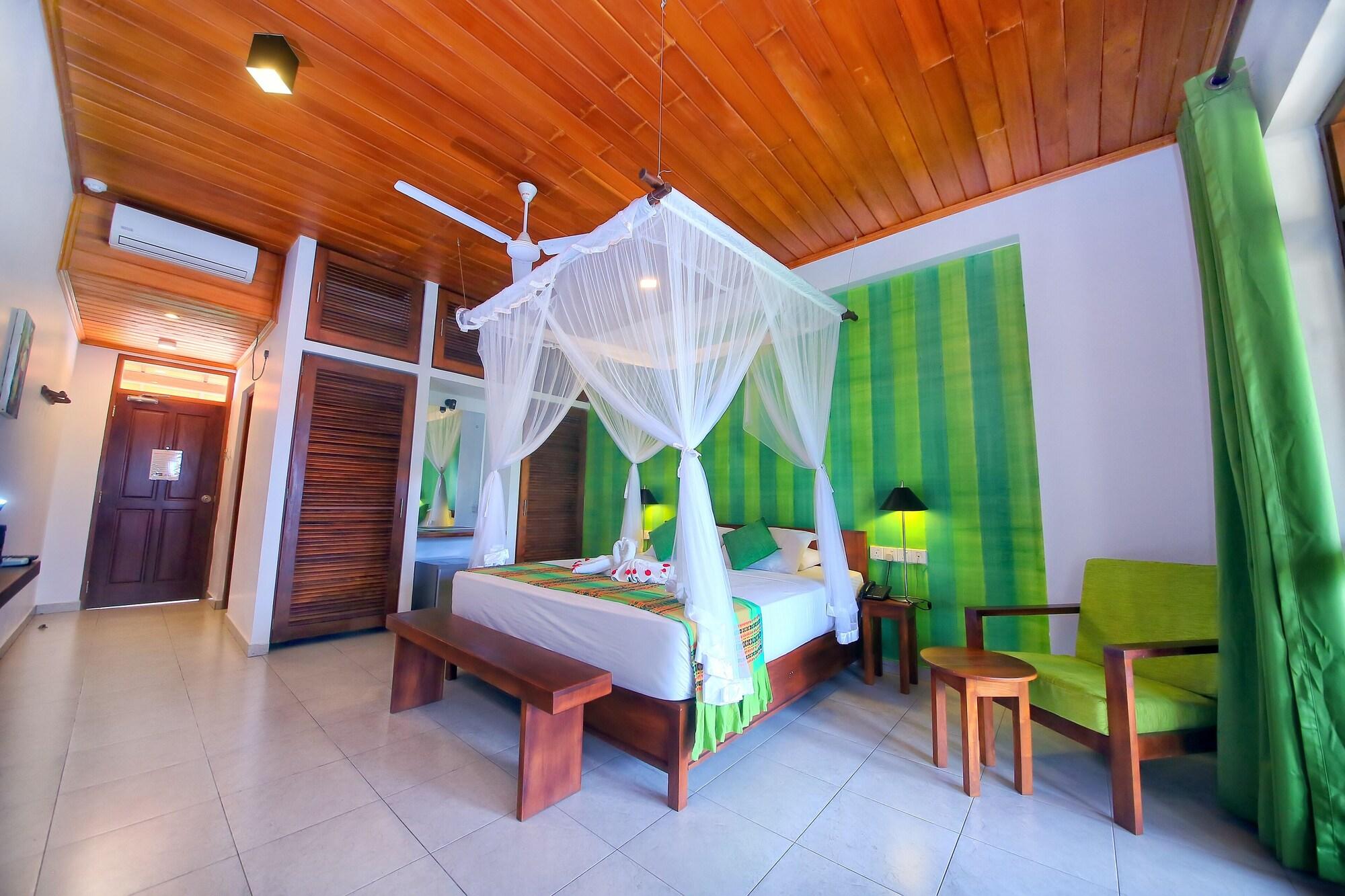 Rockside Beach Resort Bentota Luaran gambar