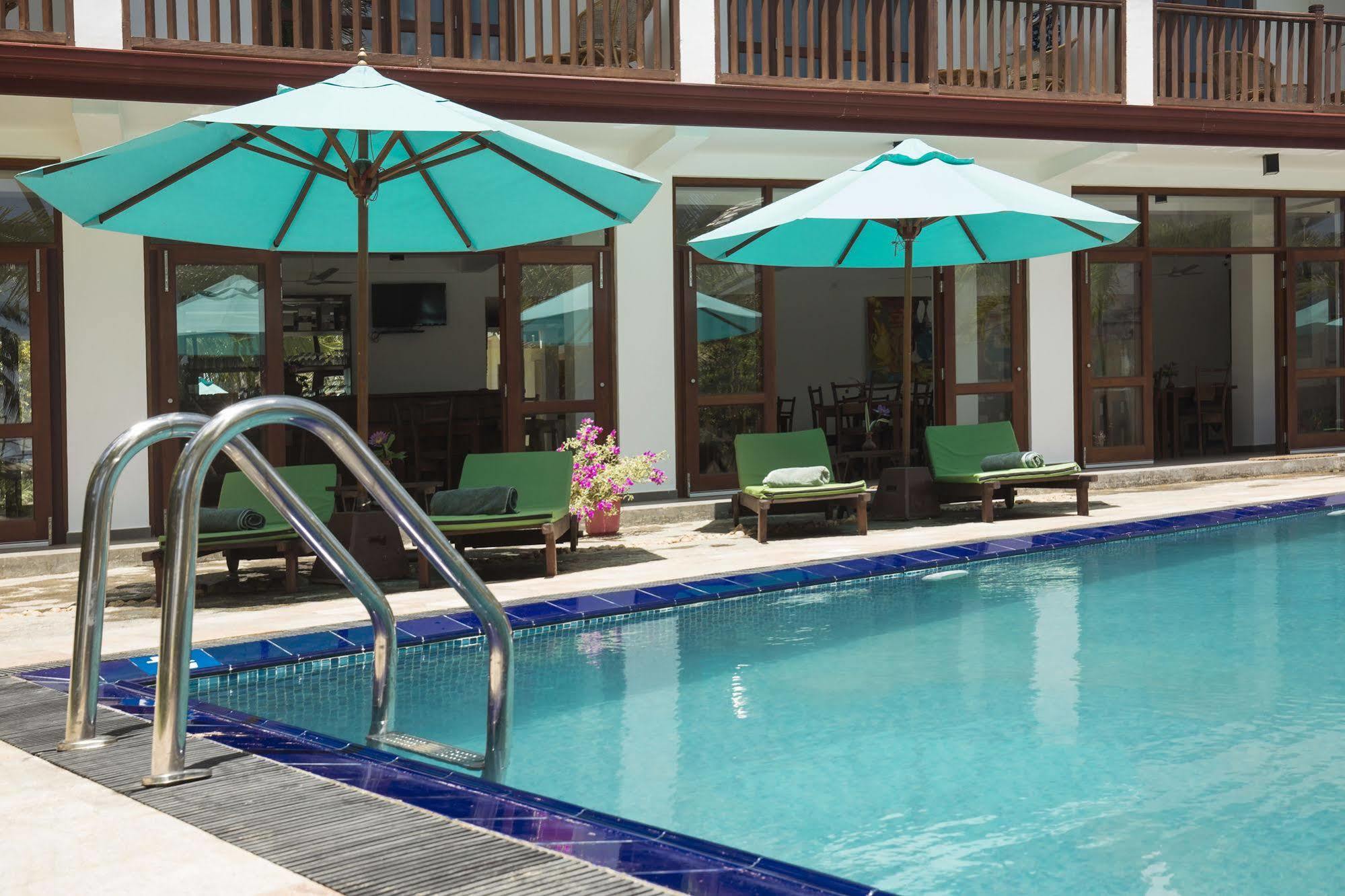 Rockside Beach Resort Bentota Luaran gambar