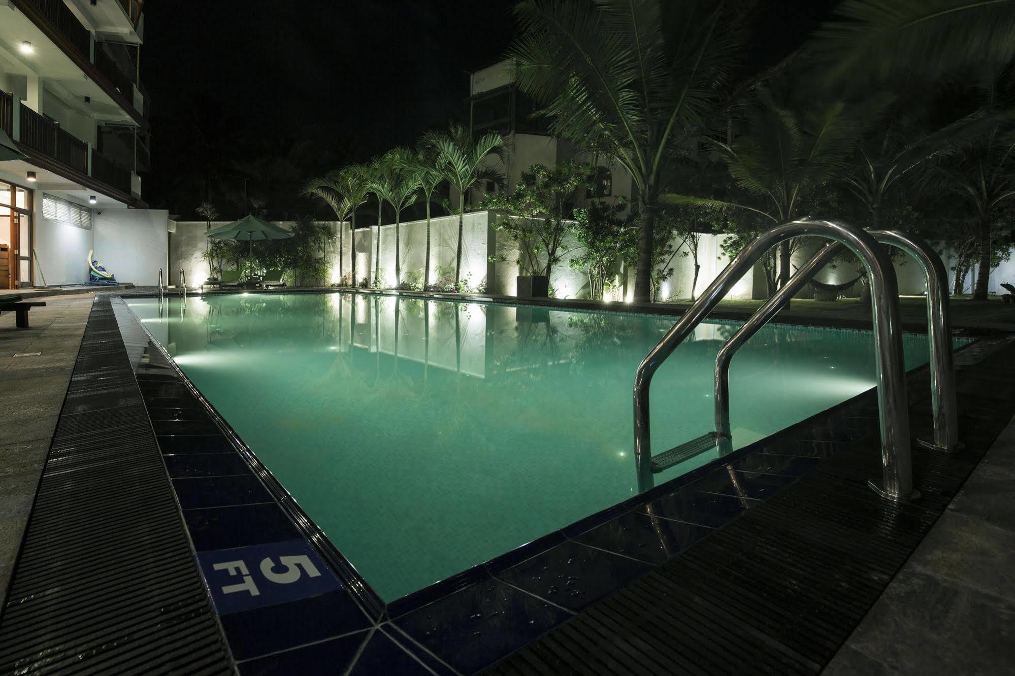 Rockside Beach Resort Bentota Luaran gambar